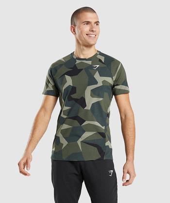 Men's Gymshark Critical T Shirts Green | NZ_3113TCE